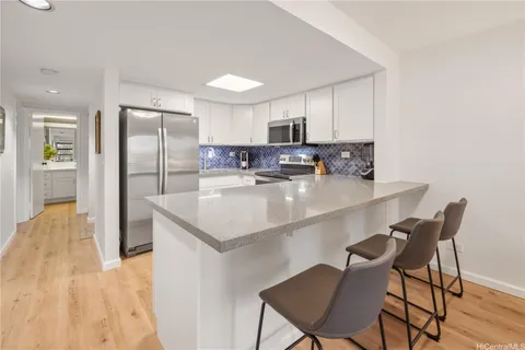 $620,000 | 512 Iolani Avenue, Unit 202, Honolulu, HI 96813