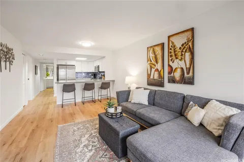 $620,000 | 512 Iolani Avenue, Unit 202, Honolulu, HI 96813