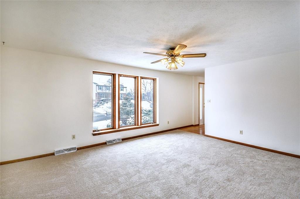 310 Ridgeway Drive Wexford, PA 15090 - Photo 13 of 25 Gallery Image 13