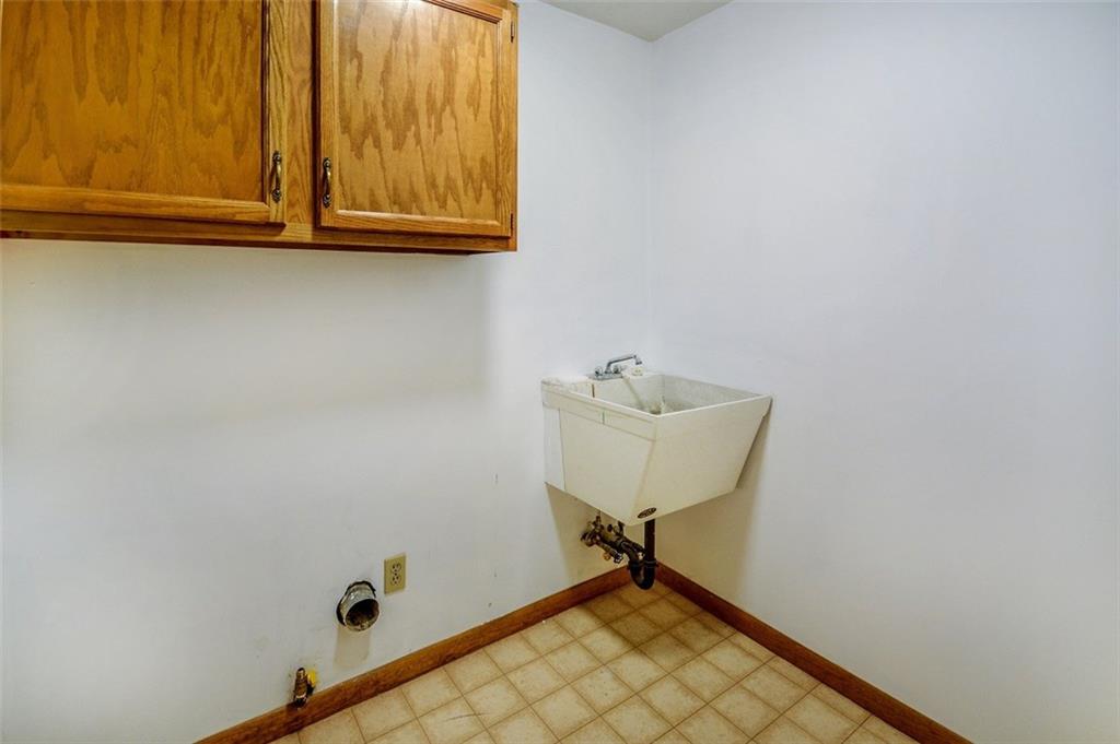 310 Ridgeway Drive Wexford, PA 15090 - Photo 16 of 25 Second Floor laundry