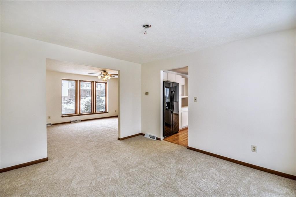 310 Ridgeway Drive Wexford, PA 15090 - Photo 9 of 25 Gallery Image 9