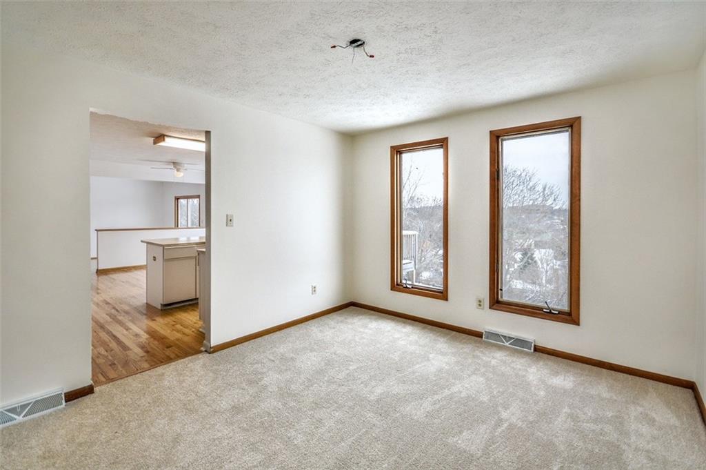 310 Ridgeway Drive Wexford, PA 15090 - Photo 10 of 25 Gallery Image 10