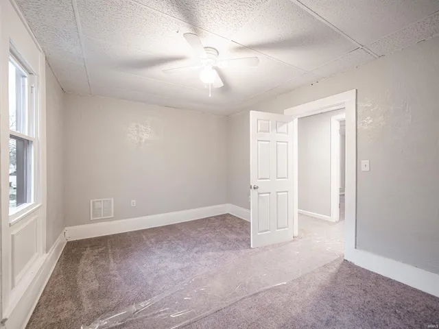 $289,900 | 630 East Water Street, Mount Vernon, IN 47620