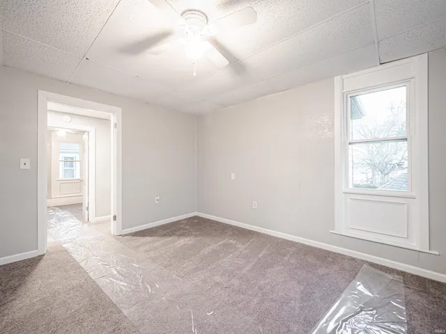 $289,900 | 630 East Water Street, Mount Vernon, IN 47620