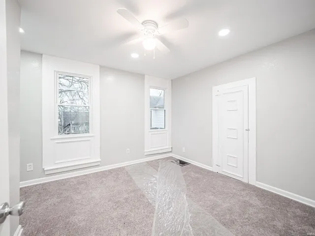 $289,900 | 630 East Water Street, Mount Vernon, IN 47620