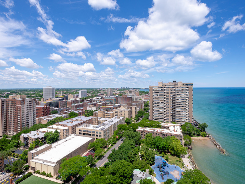 6118 North Sheridan Road, Unit 305 Chicago, IL 60660 - Photo 5 of 5 a view of a city with tall buildings