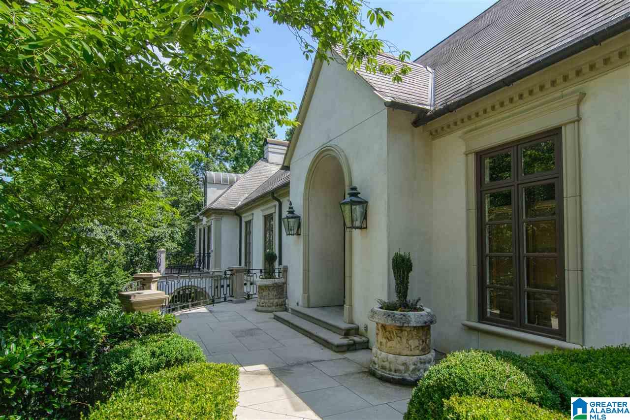 2837 Cherokee Road Birmingham, AL 35223 - Photo 1 of 50