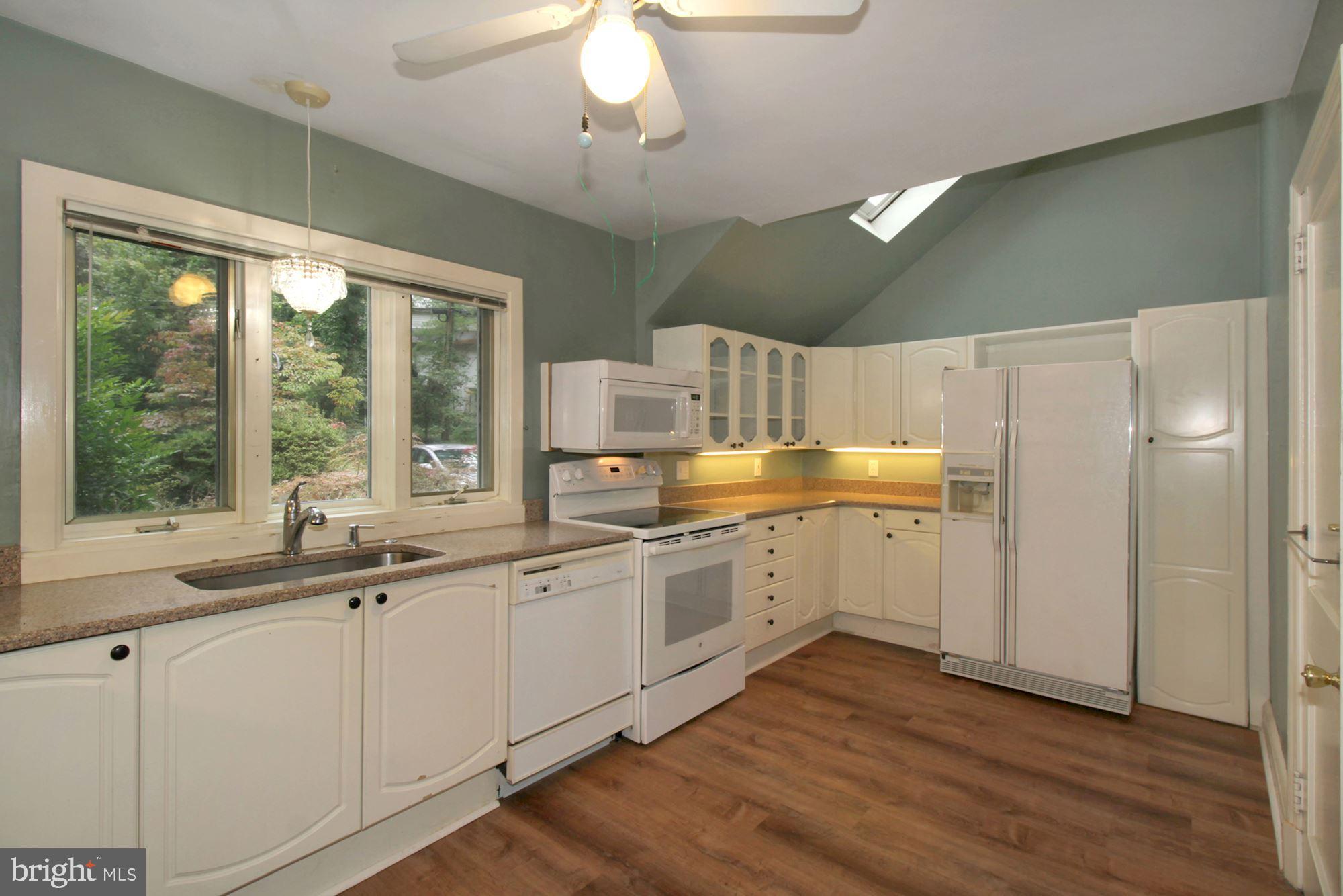 313 Old County Road Severna Park, MD 21146 - Photo 11 of 43 Gallery Image 11