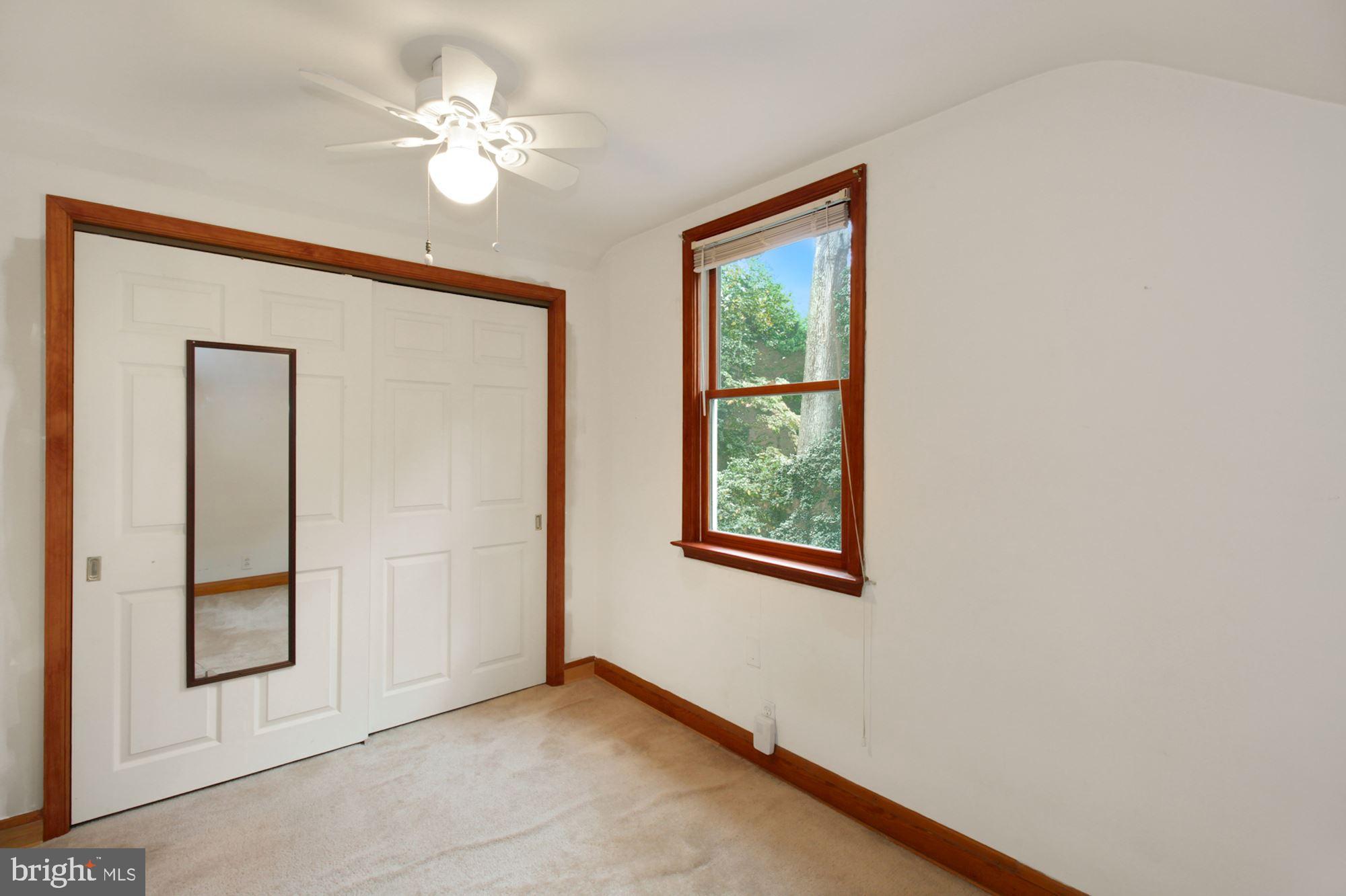 313 Old County Road Severna Park, MD 21146 - Photo 27 of 43 Upper level Bedroom #4
