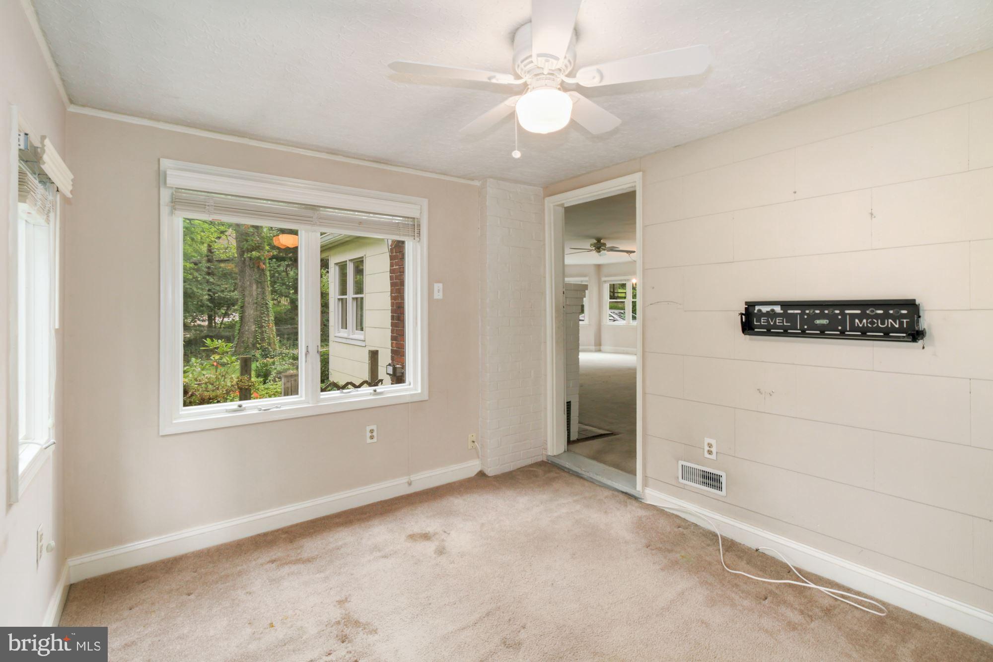 313 Old County Road Severna Park, MD 21146 - Photo 9 of 43 Main level sunroom