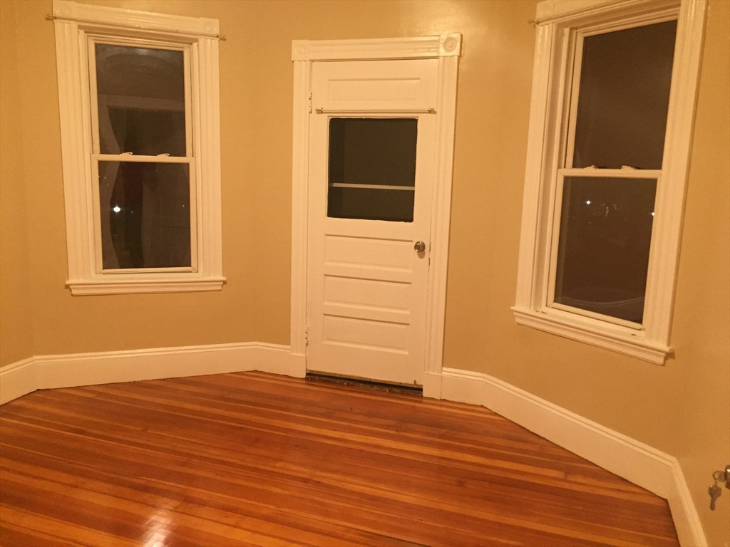 25 Wainwright Street, Unit 2 Boston, MA 02124 - Photo 3 of 9