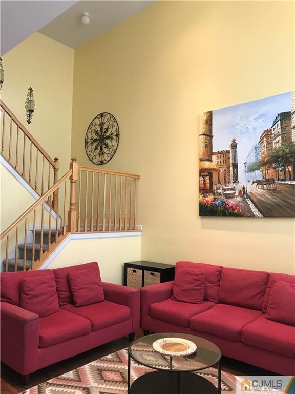 352 Hawthorne Road North Brunswick, NJ 08902 - Photo 6 of 20 Gallery Image 6