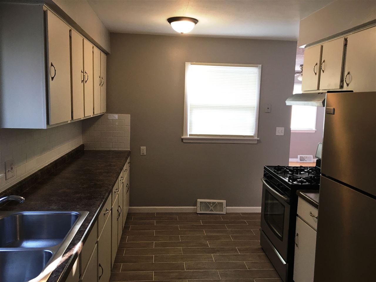 3115 Ruth Street Rockford, IL 61103 - Photo 4 of 11 Gallery Image 4