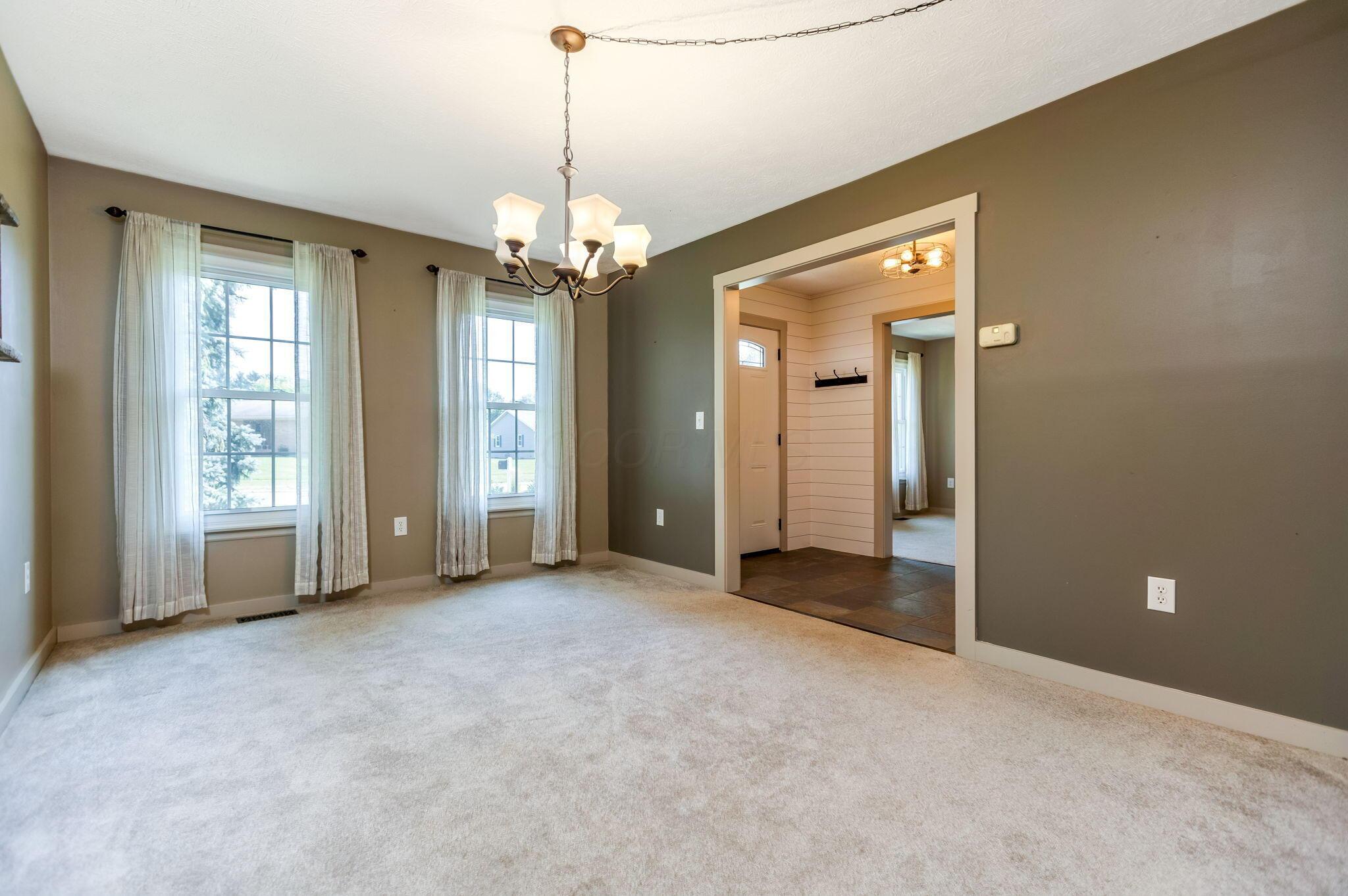 405 Ridgedale Drive Circleville, OH 43113 - Photo 25 of 81 27-web-or-mls-939A5845