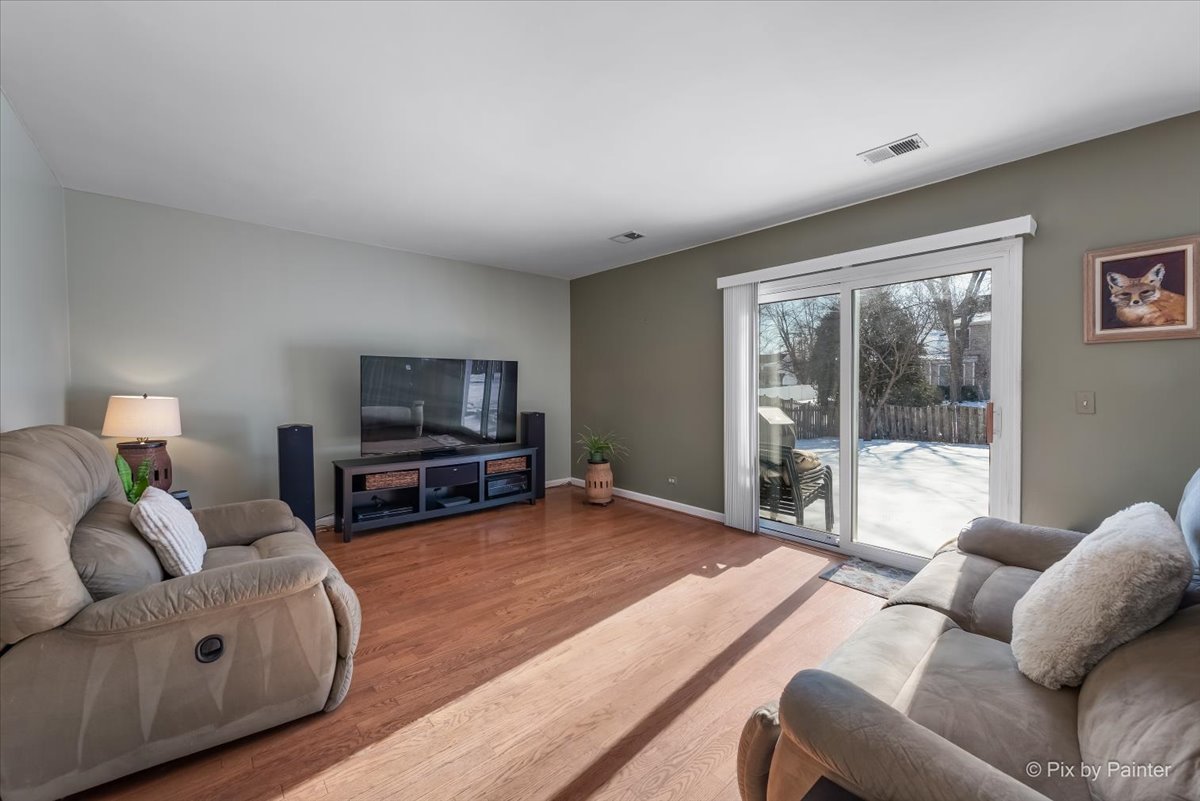 680 Cypress Bridge Road Lake Zurich, IL 60047 - Photo 12 of 29