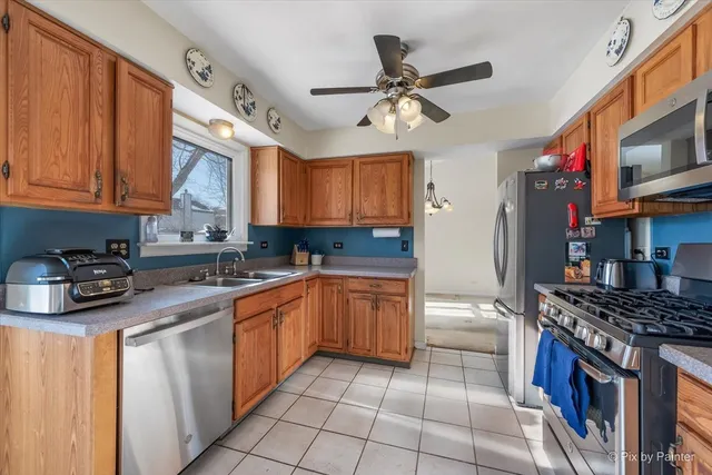 $459,900 | 680 Cypress Bridge Road, Lake Zurich, IL 60047