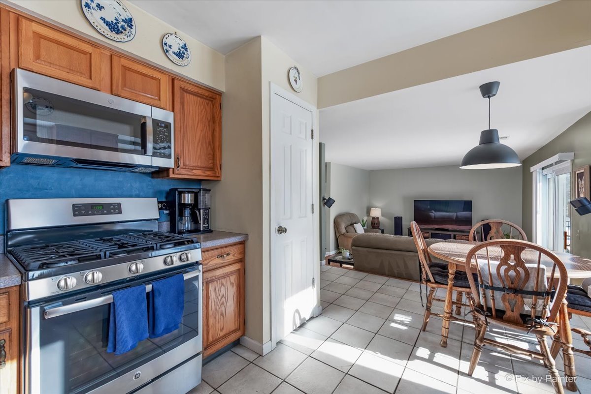 680 Cypress Bridge Road Lake Zurich, IL 60047 - Photo 10 of 29