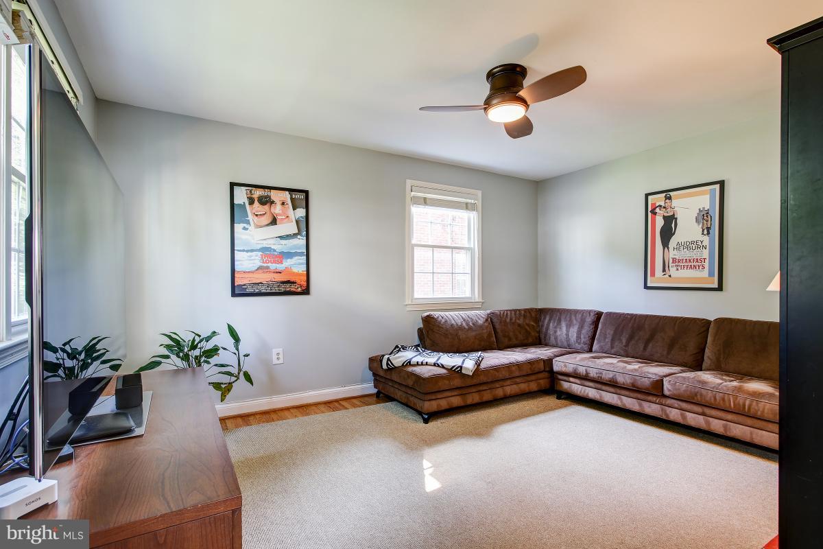 4525 Sleaford Road Bethesda, MD 20814 - Photo 14 of 30 Family Room