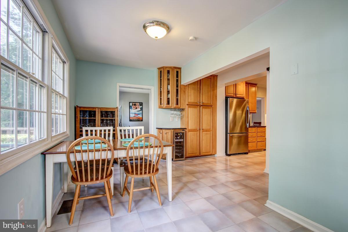 4525 Sleaford Road Bethesda, MD 20814 - Photo 8 of 30 Kitchen