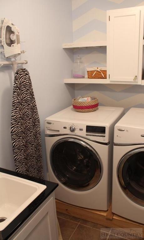 115 Martys Road Boone, NC 28607 - Photo 19 of 43 a utility room with dryer and washer