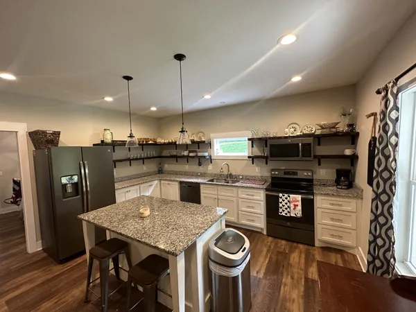 $2,250 | 3671 East Sloan Road, Springfield, TN 37172