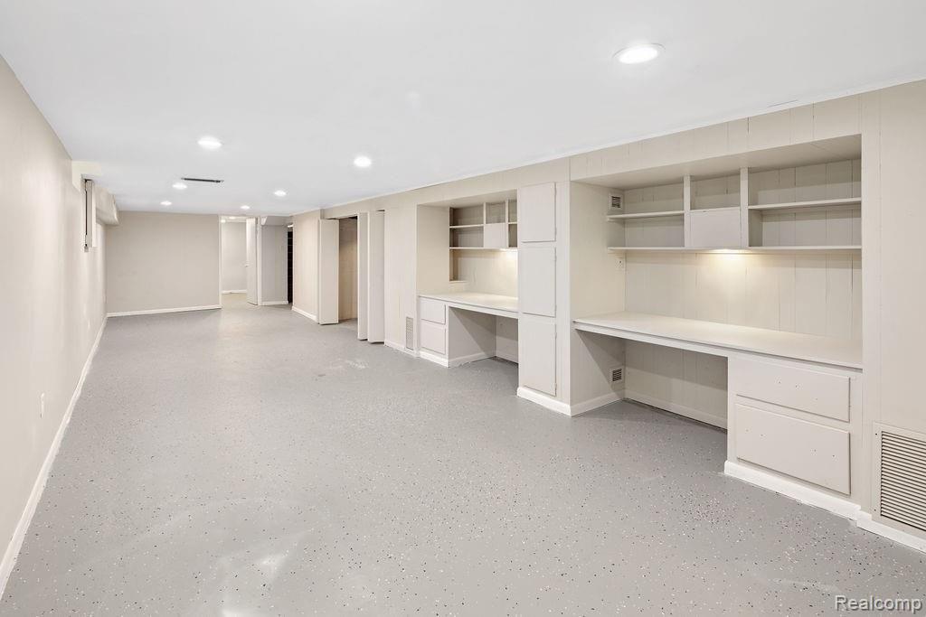 28403 Peppermill Road Farmington Hills, MI 48331 - Photo 26 of 26