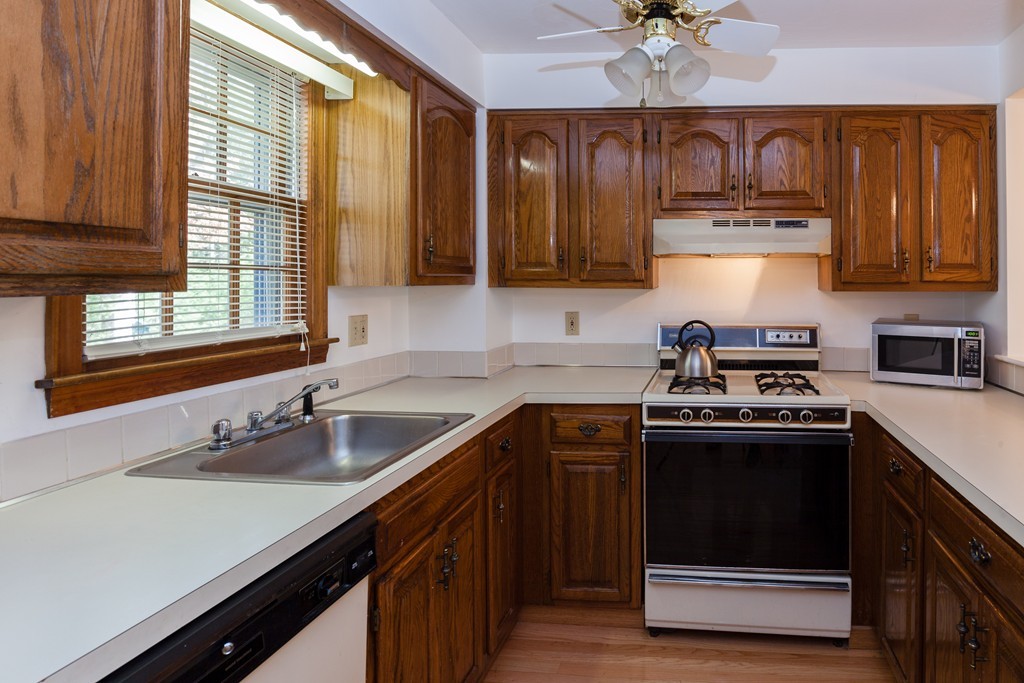 25 Reservoir Road, Unit 2B Pembroke, MA 02359 - Photo 14 of 27 Gallery Image 14