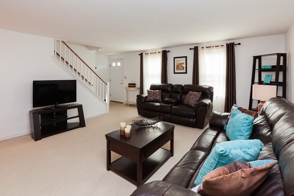 25 Reservoir Road, Unit 2B Pembroke, MA 02359 - Photo 3 of 27 Gallery Image 3