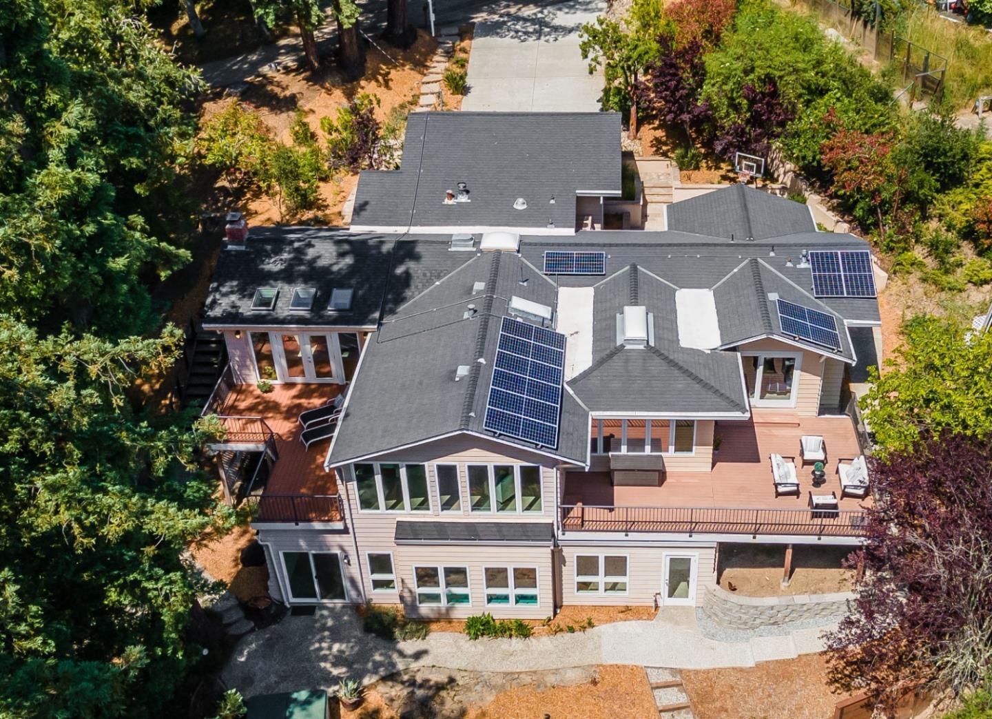 23342 Deerfield Road Los Gatos, CA 95033 - Photo 29 of 36 an aerial view of multiple houses with a yard