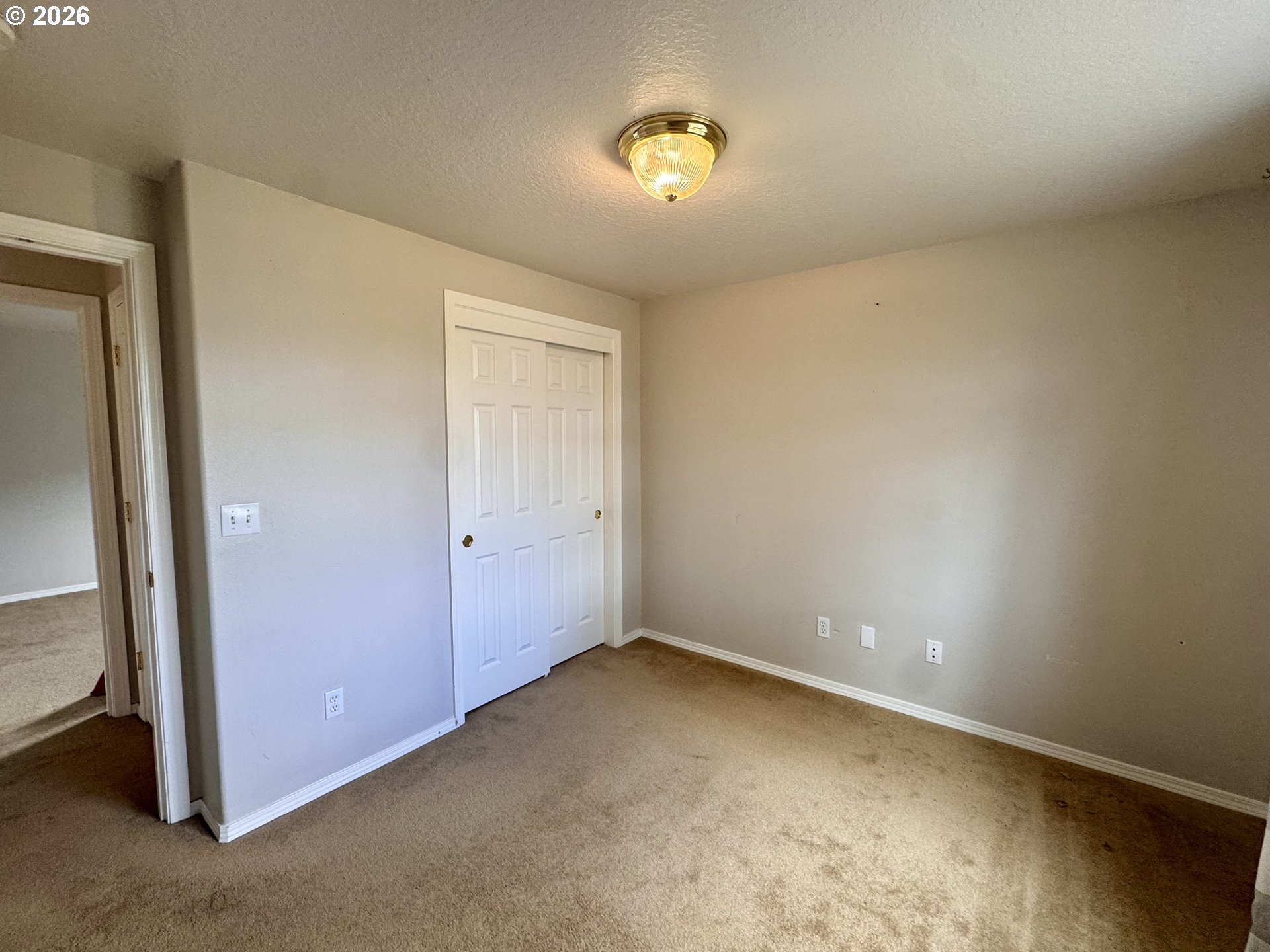 310 13th Street Lafayette, OR 97127 - Photo 13 of 22 an empty room with a window