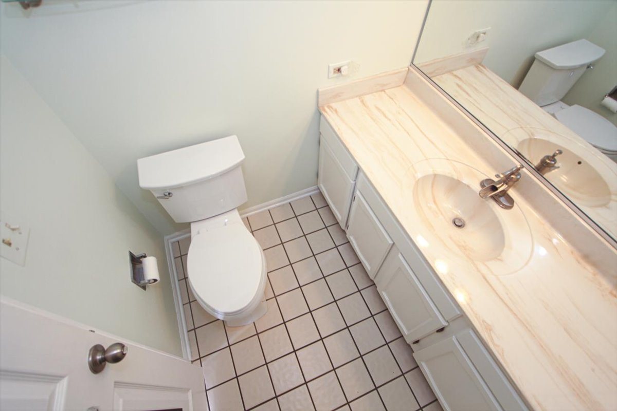 504 Farm Bridge Road Lake Zurich, IL 60047 - Photo 19 of 25 Gallery Image 19