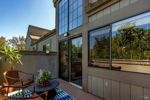 $615,000 | 146 Sandpiper Court, Novato, CA 94949