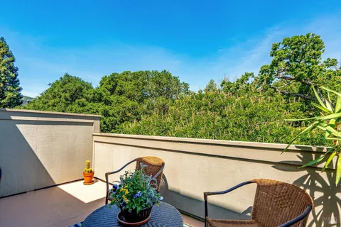 $615,000 | 146 Sandpiper Court, Novato, CA 94949