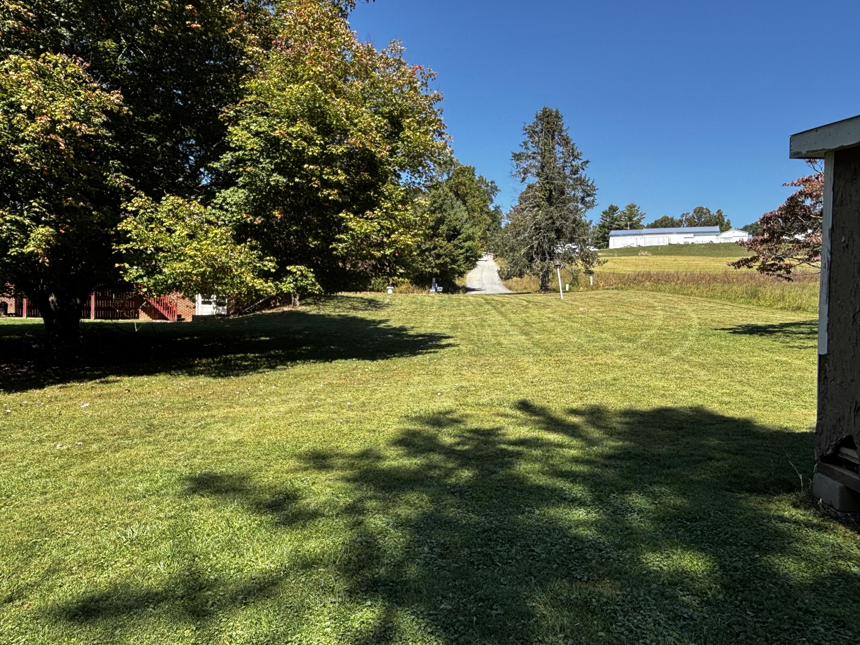 375 Barberry Road Southeast Floyd, VA 24091 - Photo 10 of 40 a view of an ocean