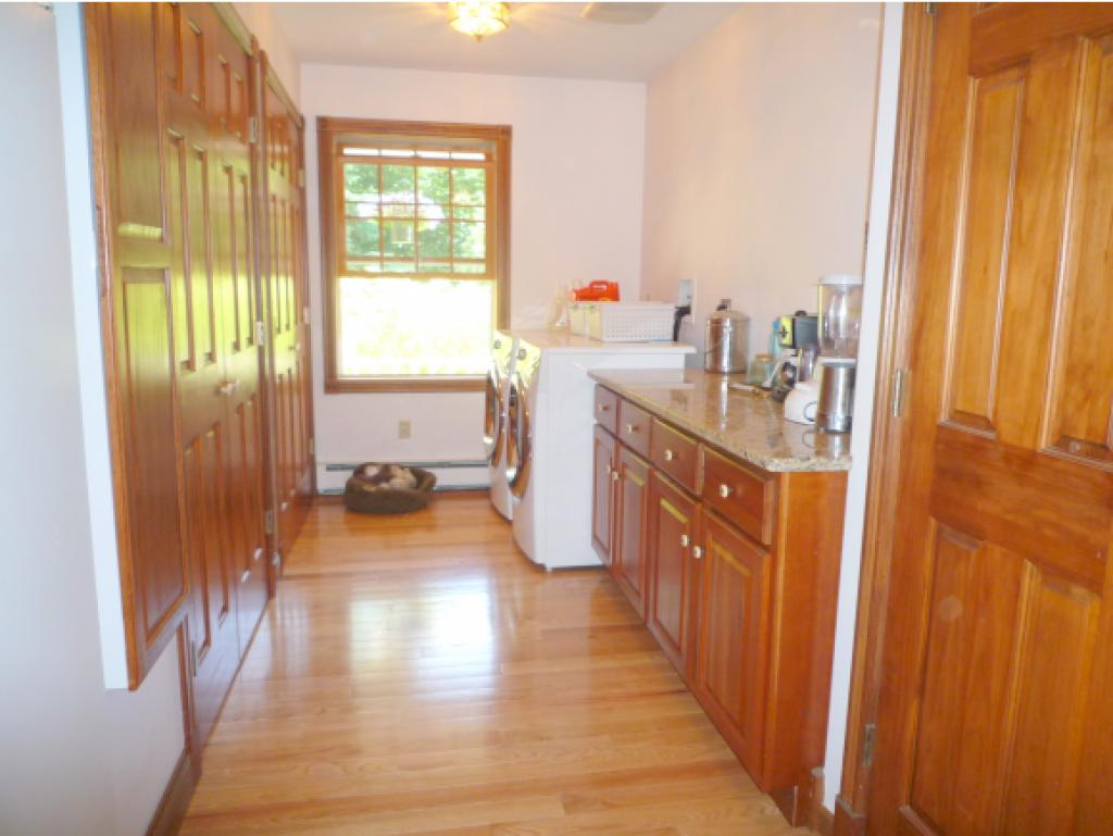 105 Waumbeck Road Wolfeboro, NH 03894 - Photo 14 of 27 Gallery Image 14