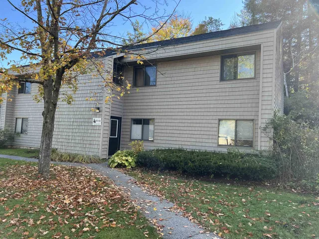 $284,900 | 64 Hawthorne Circle, Unit 64, South Burlington, VT 05403