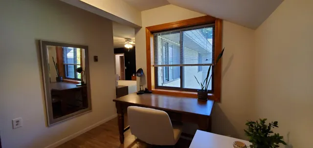 $284,900 | 64 Hawthorne Circle, Unit 64, South Burlington, VT 05403