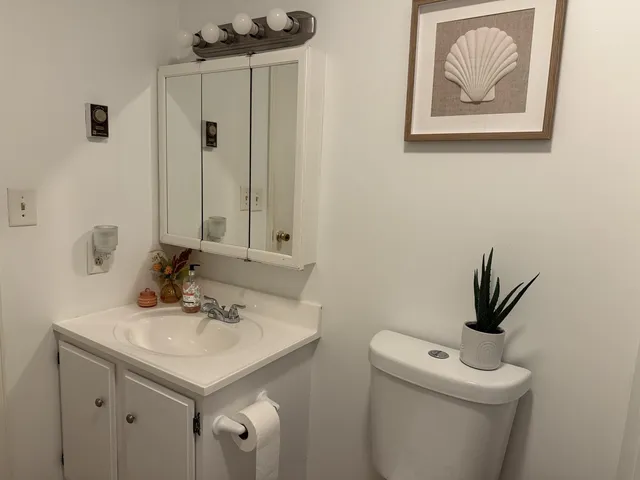 $284,900 | 64 Hawthorne Circle, Unit 64, South Burlington, VT 05403