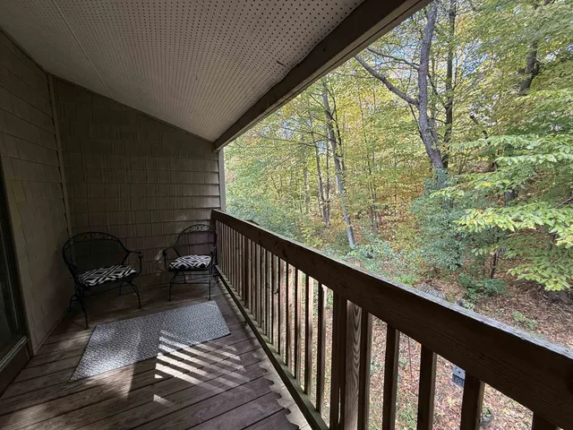 $284,900 | 64 Hawthorne Circle, Unit 64, South Burlington, VT 05403