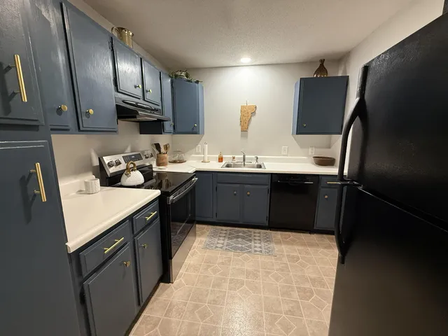 $284,900 | 64 Hawthorne Circle, Unit 64, South Burlington, VT 05403