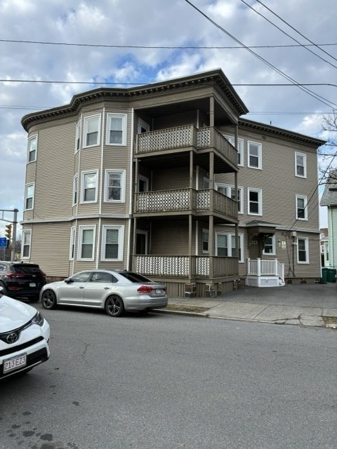 180 Lewis Street, Unit 2 Lynn, MA 01902 - Photo 2 of 15