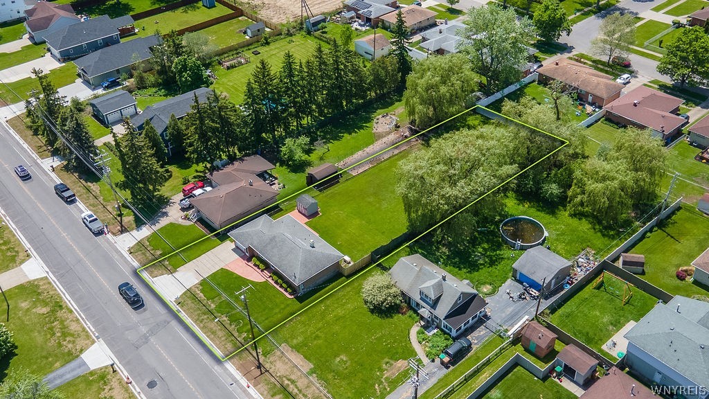 638 Borden Road Cheektowaga, NY 14227 - Photo 10 of 41 Aerial view of lot lines