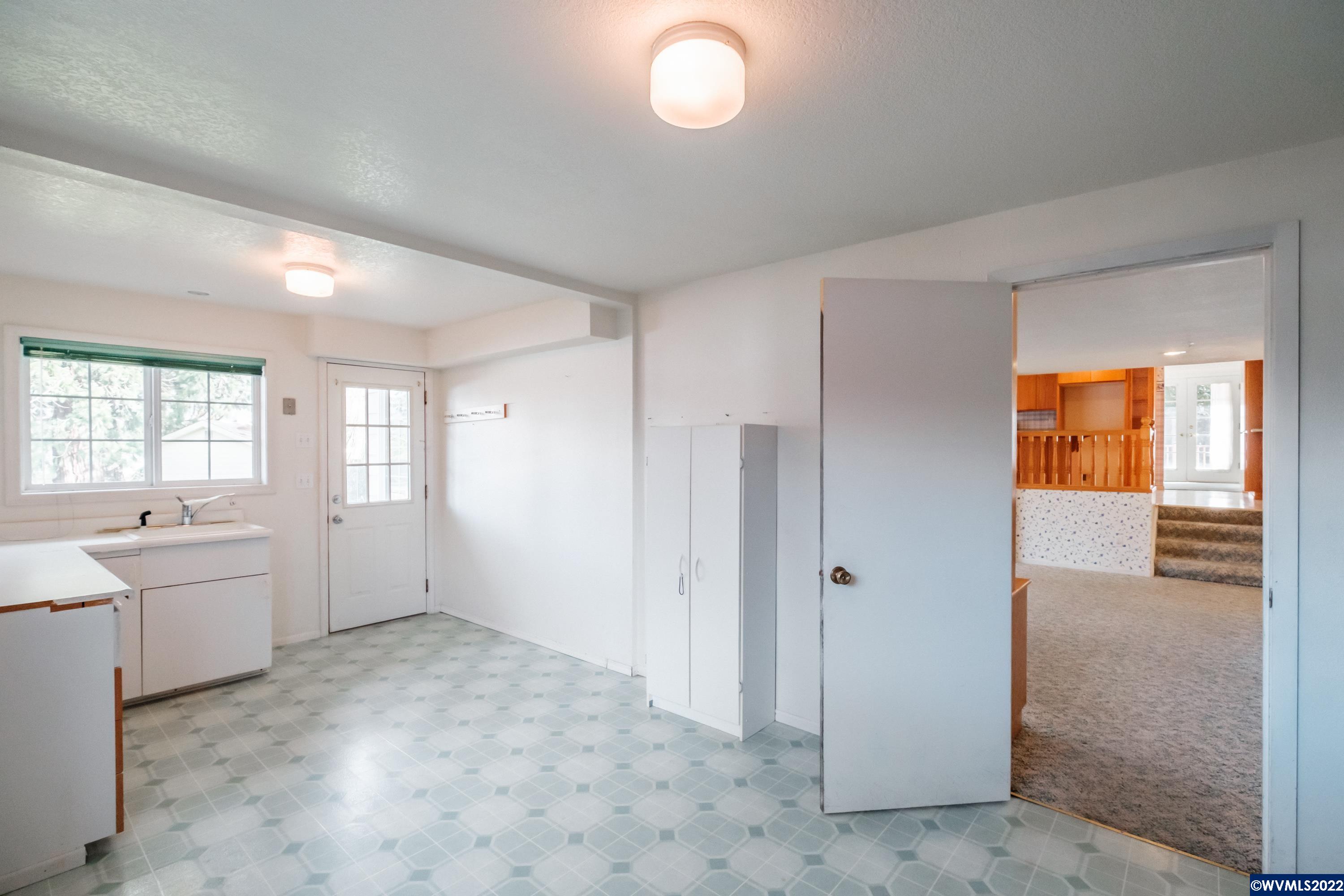 1729 Northwest Embassy Place Albany, OR 97321 - Photo 22 of 42