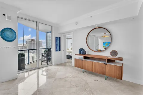 $2,395,000 | 333 Las Olas Way, Unit 3706, Fort Lauderdale, FL 33301