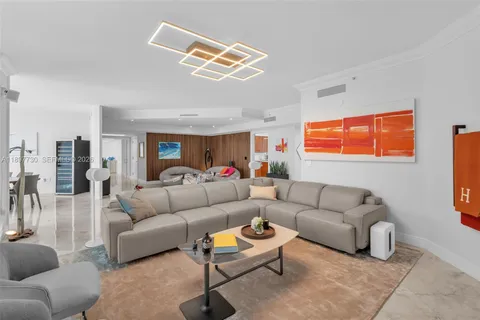 $2,395,000 | 333 Las Olas Way, Unit 3706, Fort Lauderdale, FL 33301