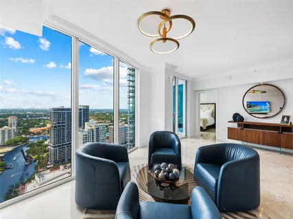 $2,395,000 | 333 Las Olas Way, Unit 3706, Fort Lauderdale, FL 33301