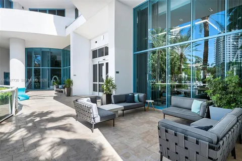$2,395,000 | 333 Las Olas Way, Unit 3706, Fort Lauderdale, FL 33301