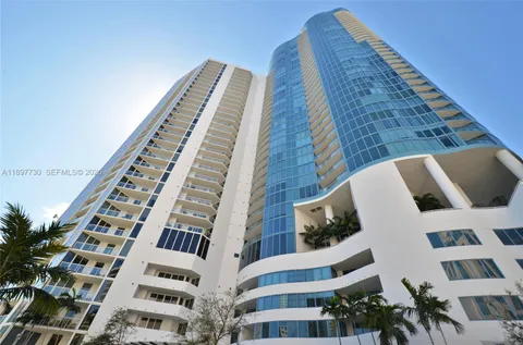 $2,395,000 | 333 Las Olas Way, Unit 3706, Fort Lauderdale, FL 33301