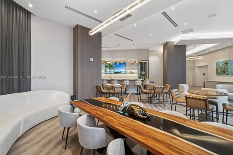 $2,395,000 | 333 Las Olas Way, Unit 3706, Fort Lauderdale, FL 33301