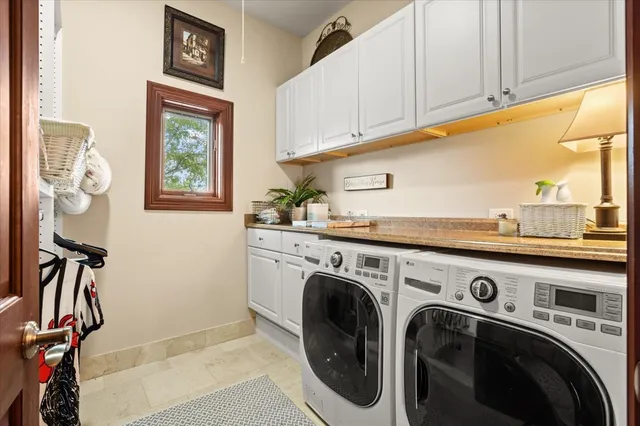 $1,900,000 | 9500 Church Road, Barrington, IL 60010